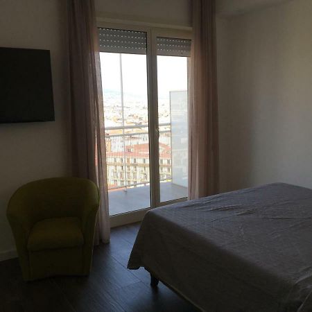 Residenza Garibaldi Apartment Naples Luaran gambar