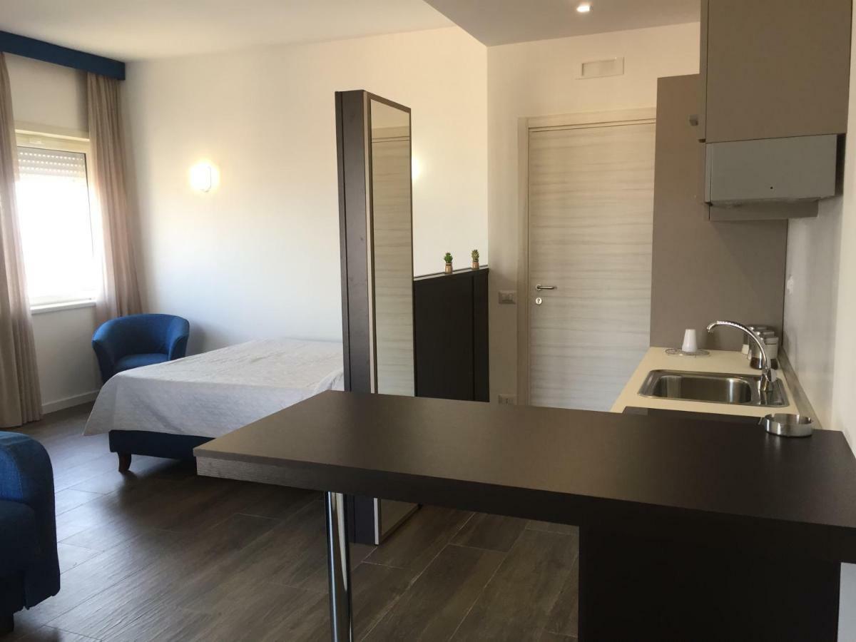 Residenza Garibaldi Apartment Naples Luaran gambar