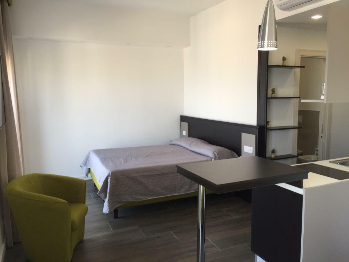 Residenza Garibaldi Apartment Naples Luaran gambar