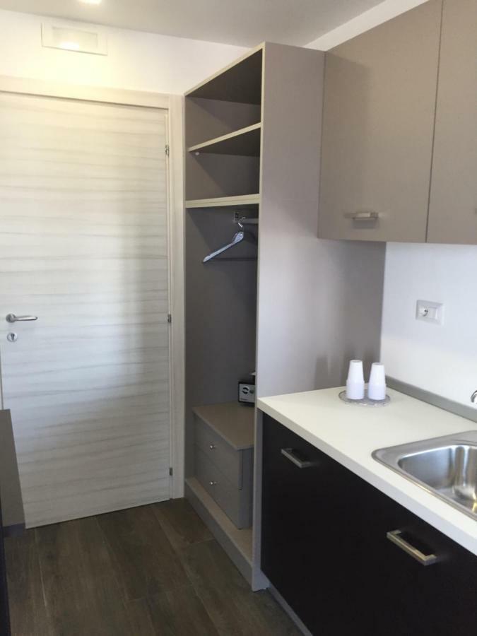 Residenza Garibaldi Apartment Naples Luaran gambar